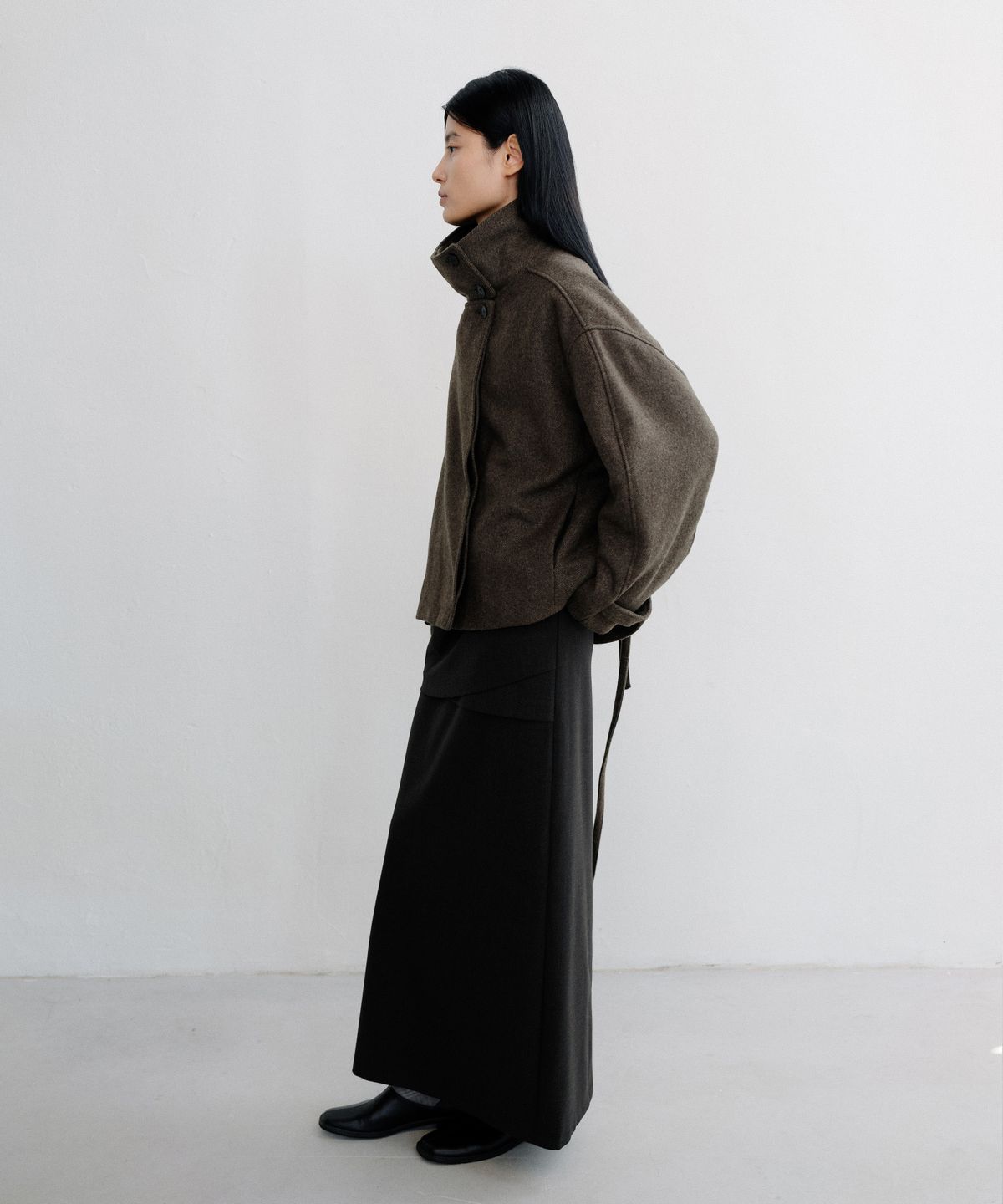 로우타이드(LOW TIDE) HIGH NECK BELTED SHORT COAT [BROWN]