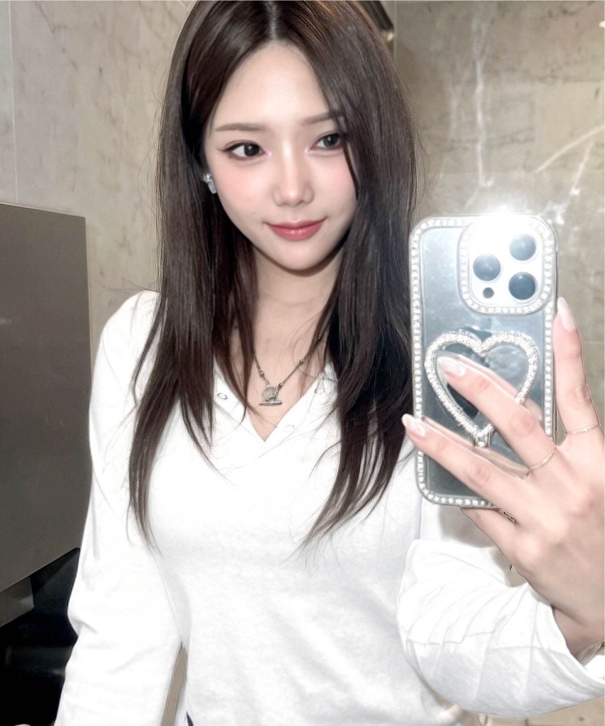 피마다지윈(PIMADAZIWIN) 롱 체인 다크 펄 네크리스