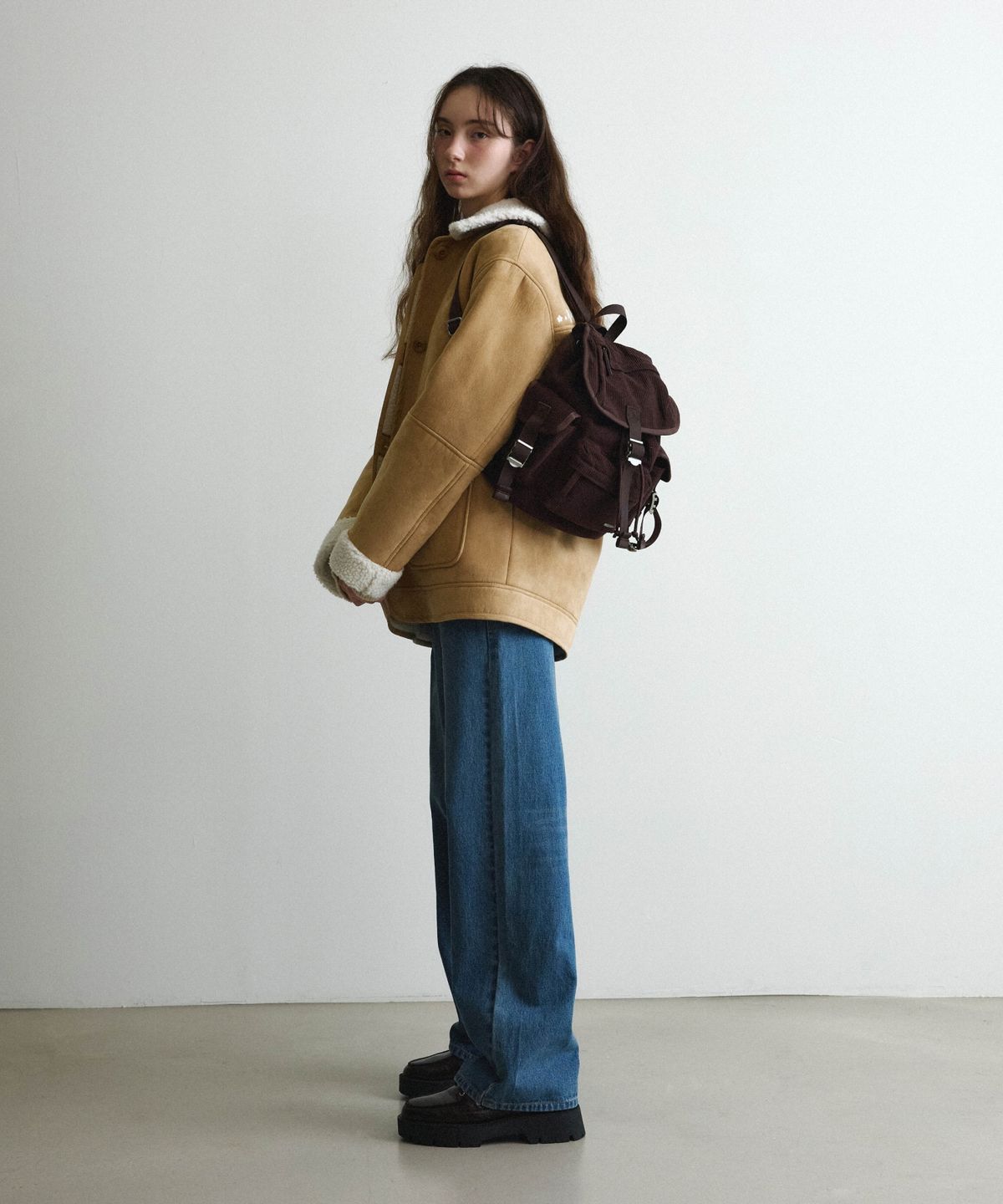 커버낫 우먼(COVERNAT WOMAN) 코듀로이 미니백팩 브라운