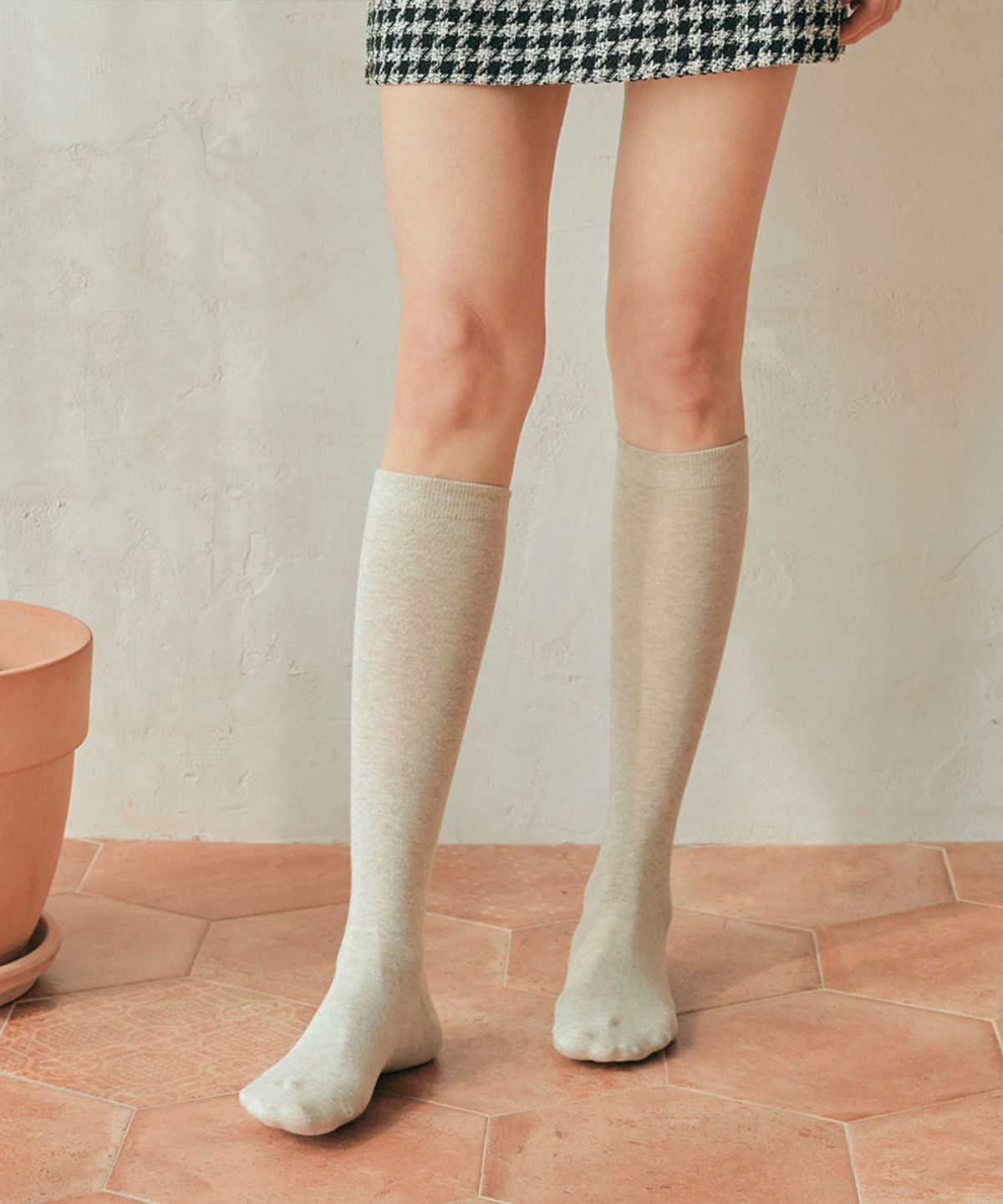 삭스타즈(SOCKSTAZ) STB016 우먼 코튼 솔리드 니삭스 (8 Colors)