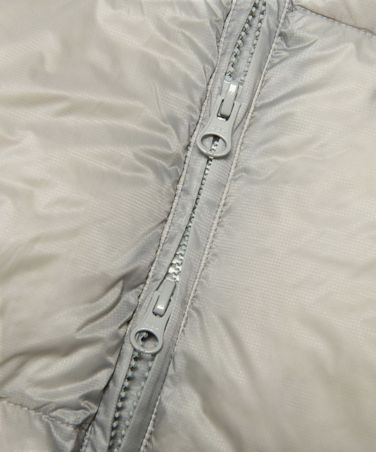 아워쉐입(OURRSHAPE) Freya Sheer Cropped Duck Down - Charcoal