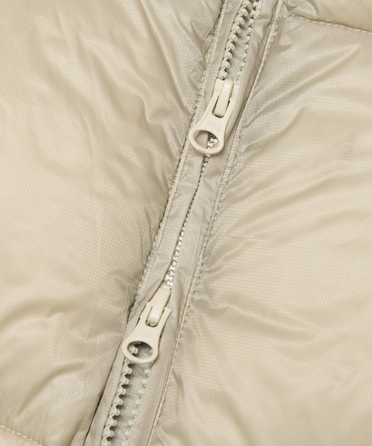 아워쉐입(OURRSHAPE) Freya Sheer Cropped Duck Down - Muted Beige