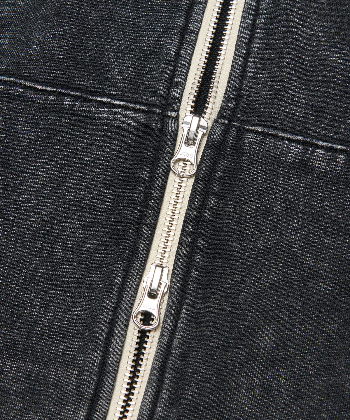 아워쉐입(OURRSHAPE) OS Logo Zip Up Hoodie - Washed Black