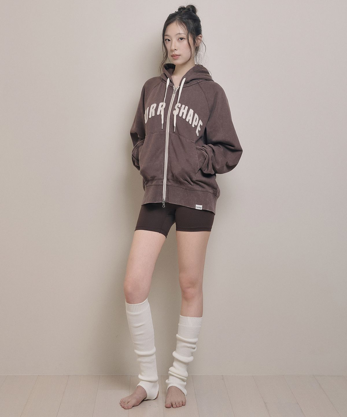 아워쉐입(OURRSHAPE) OS Logo Zip Up Hoodie - Washed Brown