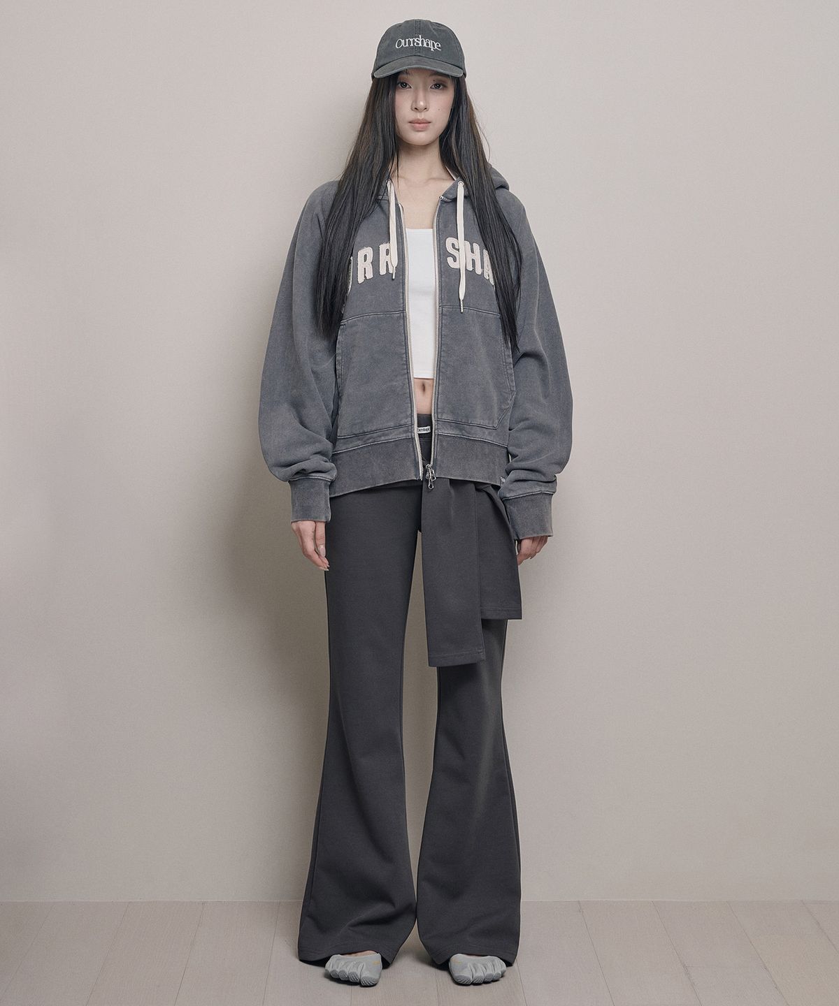 아워쉐입(OURRSHAPE) OS Logo Zip Up Hoodie - Washed Charcoal