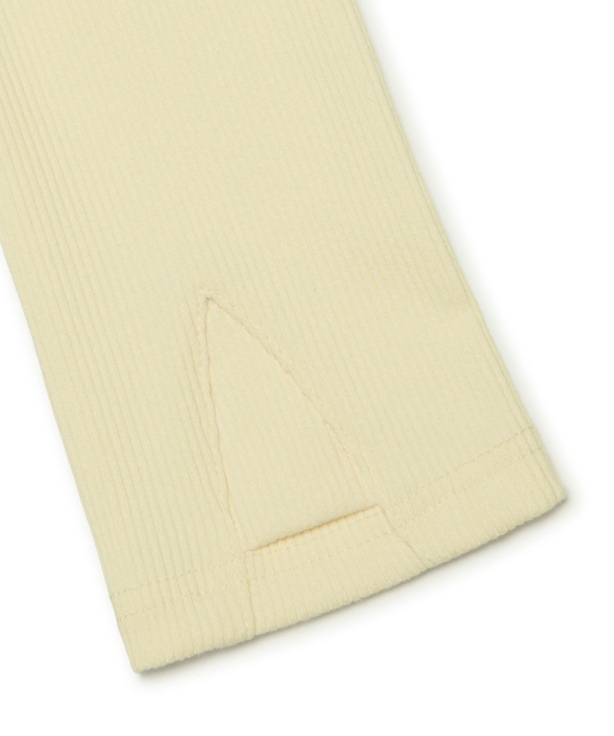 아워쉐입(OURRSHAPE) Slim Shape V Neck Longsleeve - Ivory