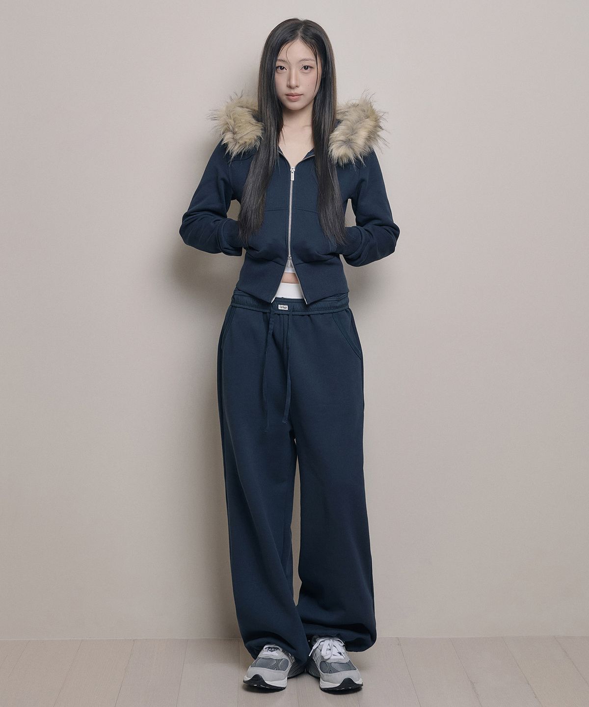 아워쉐입(OURRSHAPE) Woven Waist Sweat Pants - Dark Navy