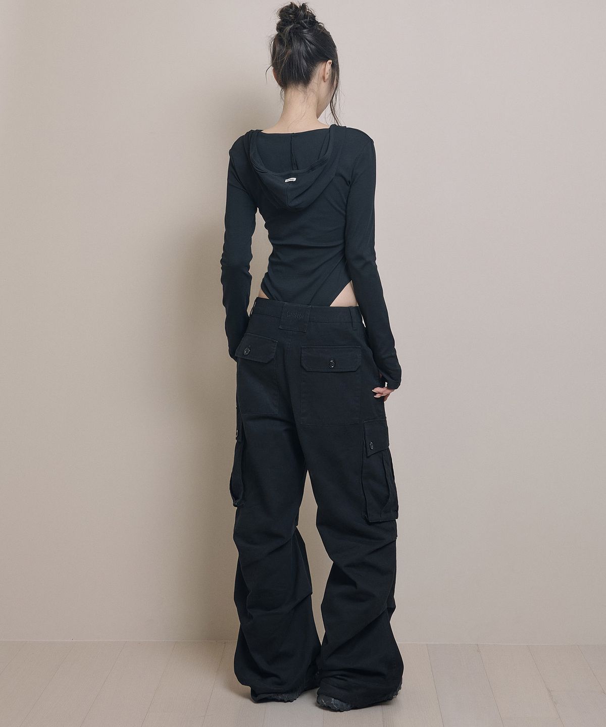 아워쉐입(OURRSHAPE) Hooded Body Suit - Black