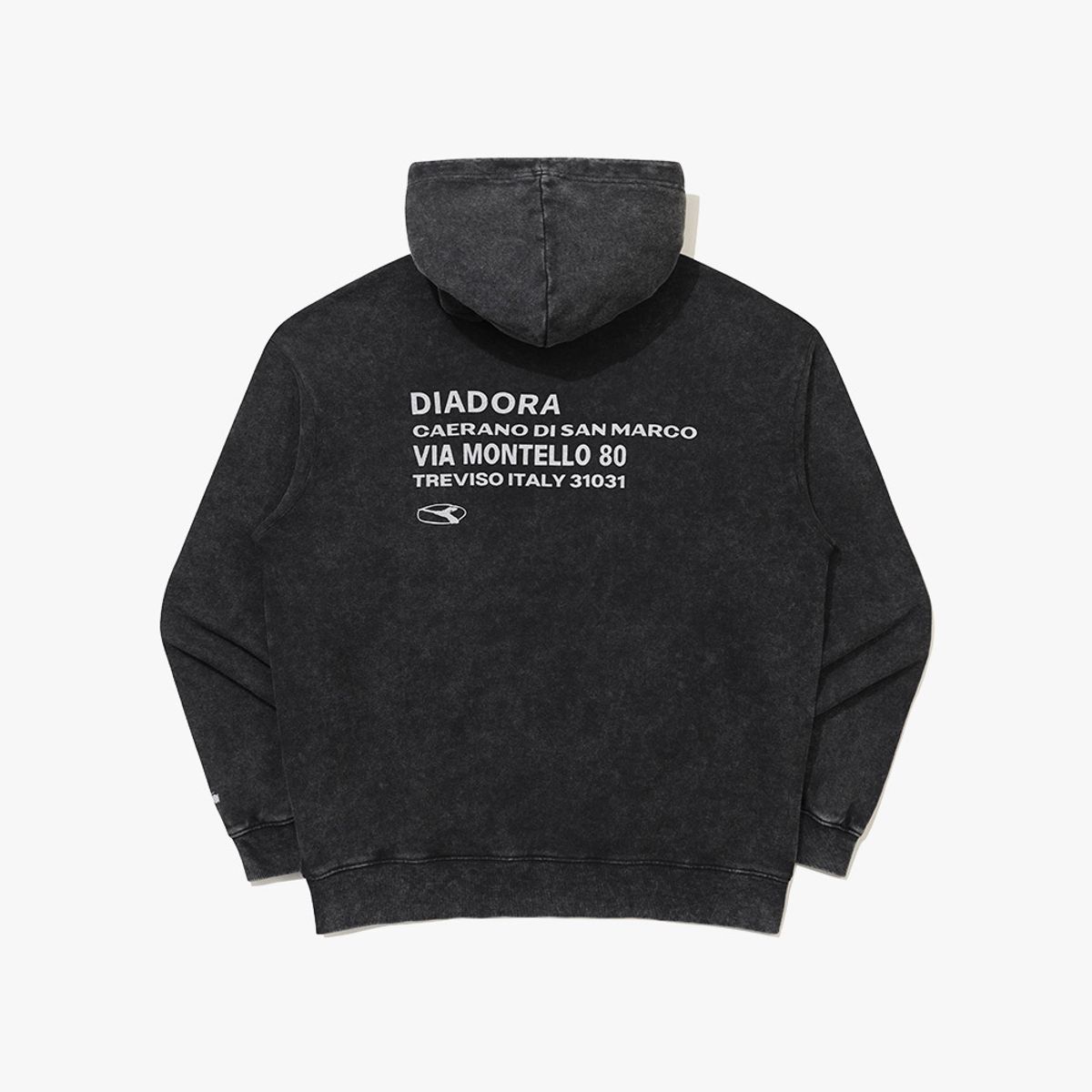 디아도라(diadora) 피그먼트 워싱 후드 티셔츠 BLACK