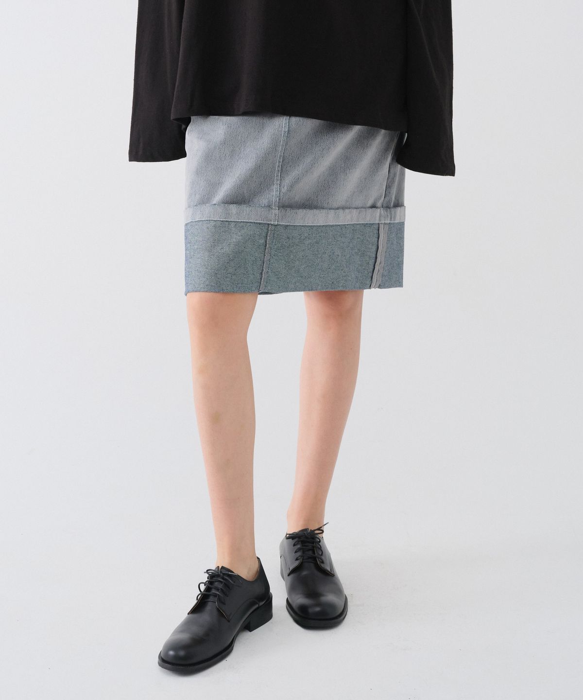 센토르(CENTAUR.KR) TURN-UP WASHED VELVET SKIRT_GRAY