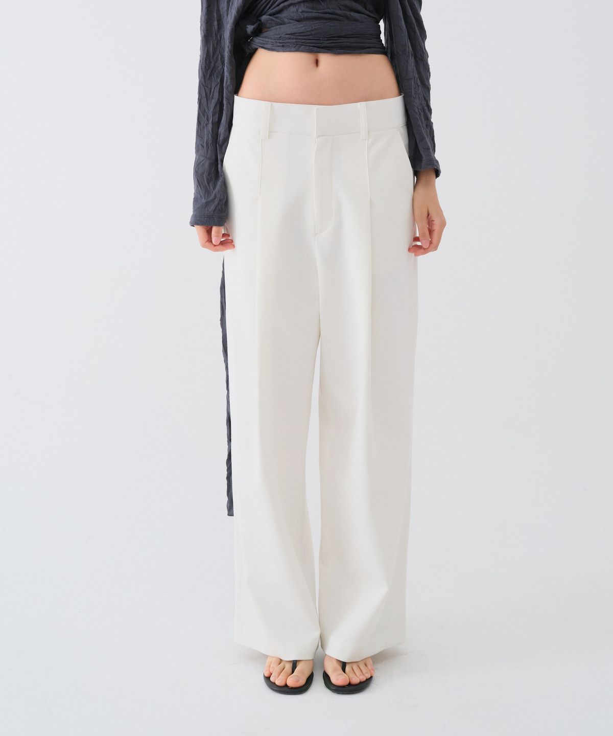 센토르(CENTAUR.KR) WOOL PINTUCK WIDE SLACKS_IVORY