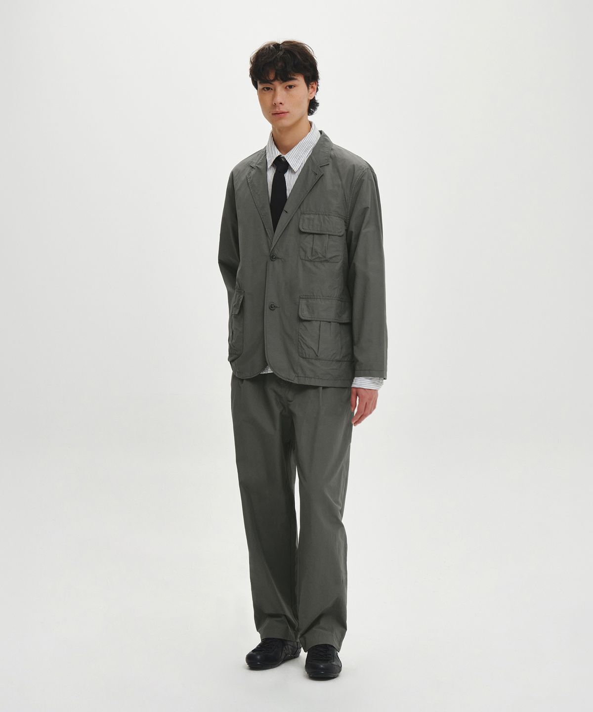 힐리먼트(HELEMENT) 필드 테크 미니멀 팬츠 (SAGE GREY)