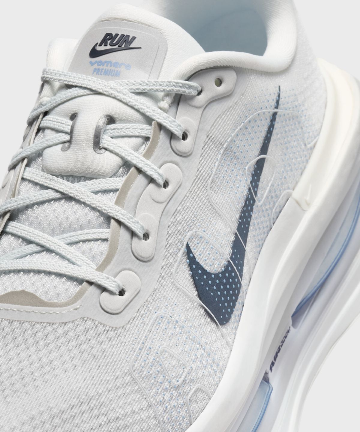 나이키(NIKE) 보메로 프리미엄 W - 오프 화이트:그레이 포그:울프 그레이:다크 옵시디언 / HQ2050-104