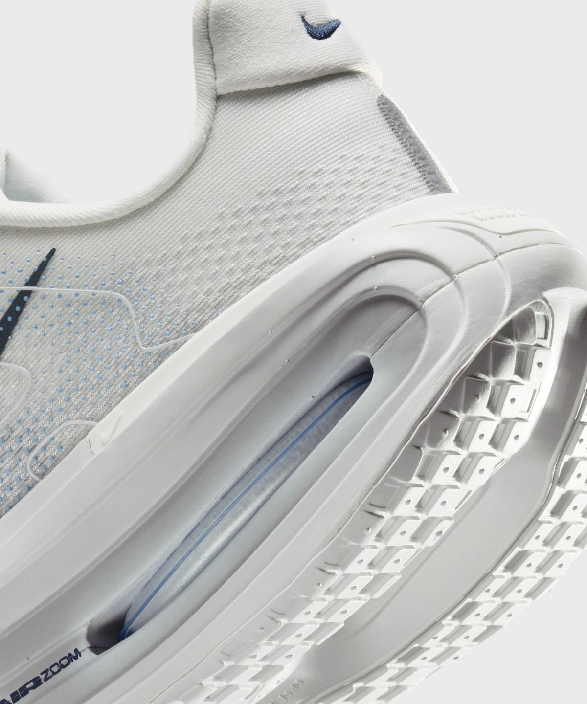 나이키(NIKE) 보메로 프리미엄 W - 오프 화이트:그레이 포그:울프 그레이:다크 옵시디언 / HQ2050-104