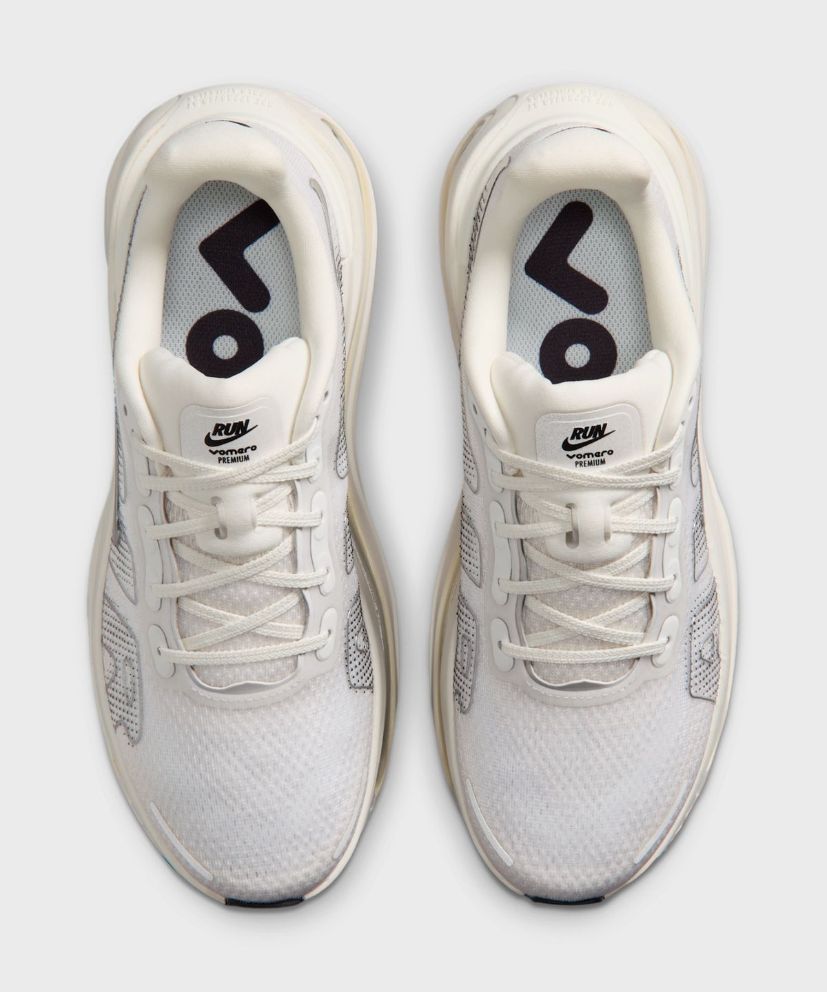나이키(NIKE) 보메로 프리미엄 W - 서밋 화이트:세일:코코넛 밀크:메탈릭 실버 / IQ8102-101