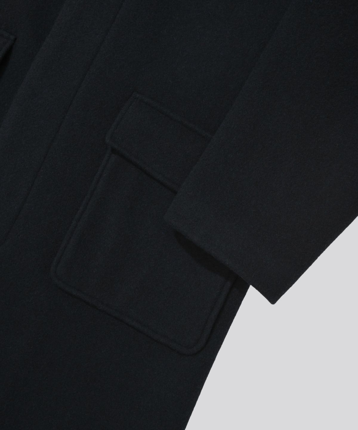 키뮤어(KIIMUIR) [Drape Wool] 캐시미어블렌드 세미오버핏 발마칸 코트_네이비