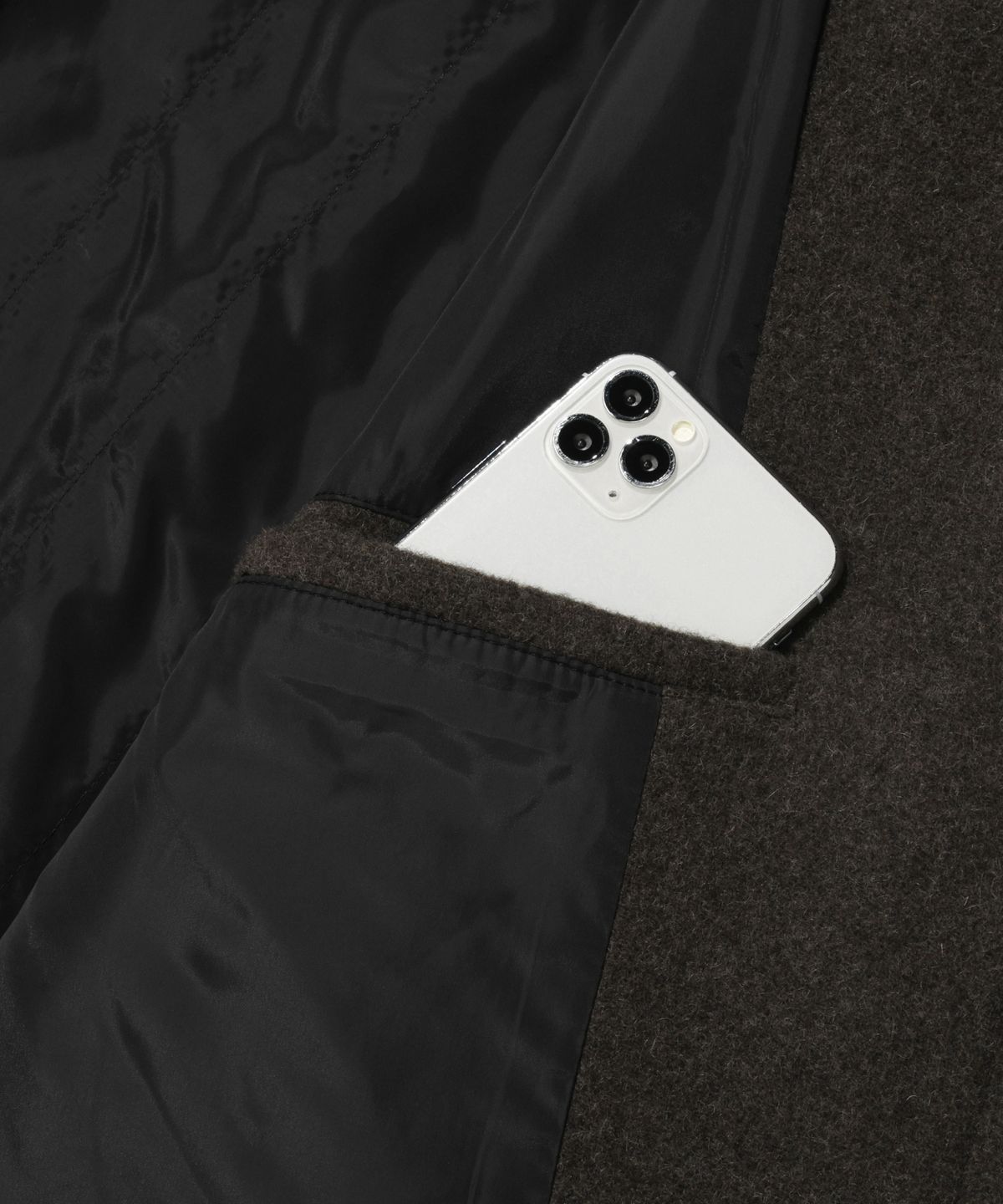 키뮤어(KIIMUIR) [Drape Wool] 캐시미어블렌드 세미오버핏 발마칸 로브코트_브라운