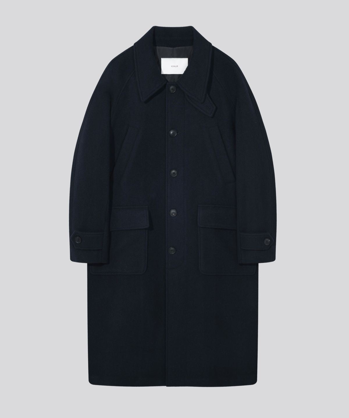 키뮤어(KIIMUIR) [Drape Wool] 캐시미어블렌드 세미오버핏 포켓 발마칸 코트_네이비