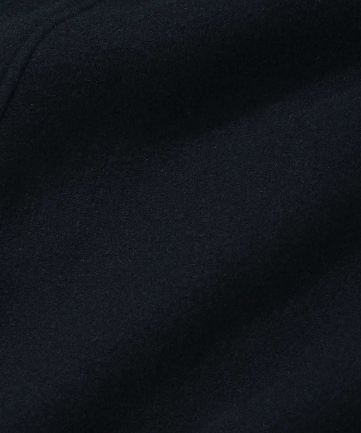 키뮤어(KIIMUIR) [Drape Wool] 캐시미어블렌드 세미오버핏 포켓 발마칸 코트_네이비
