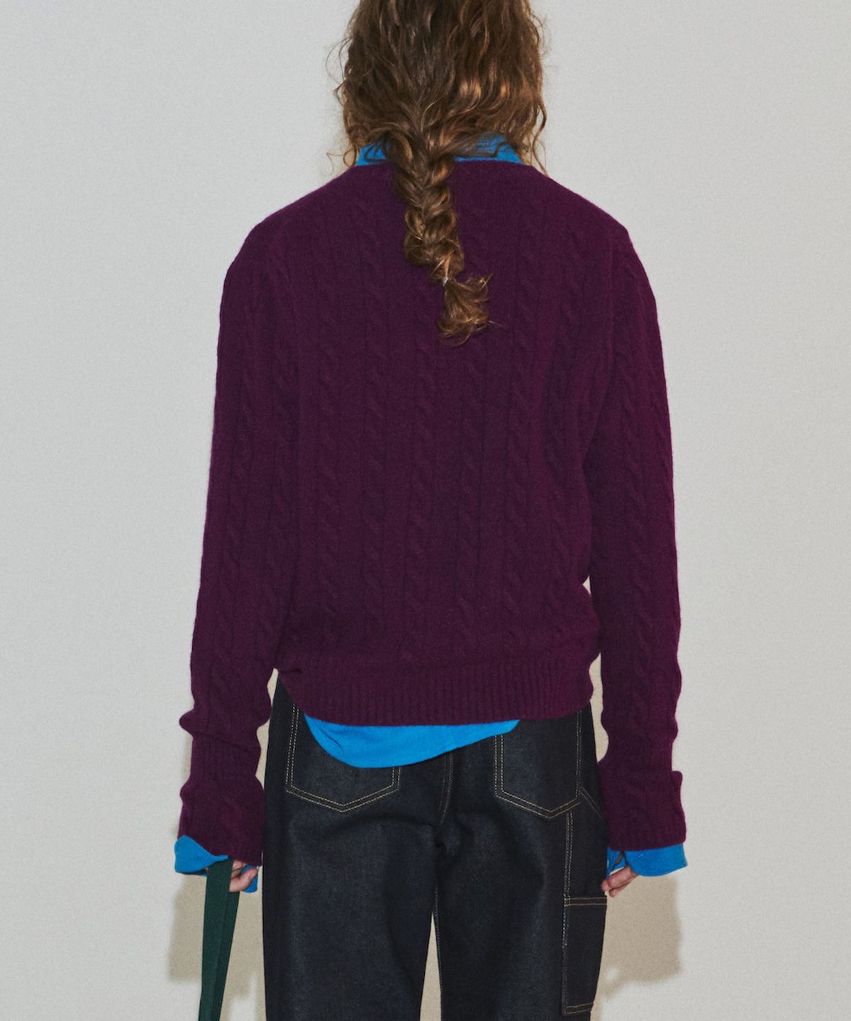 노앙(NOHANT) CORSET CUFF CABLE KNIT PURPLE