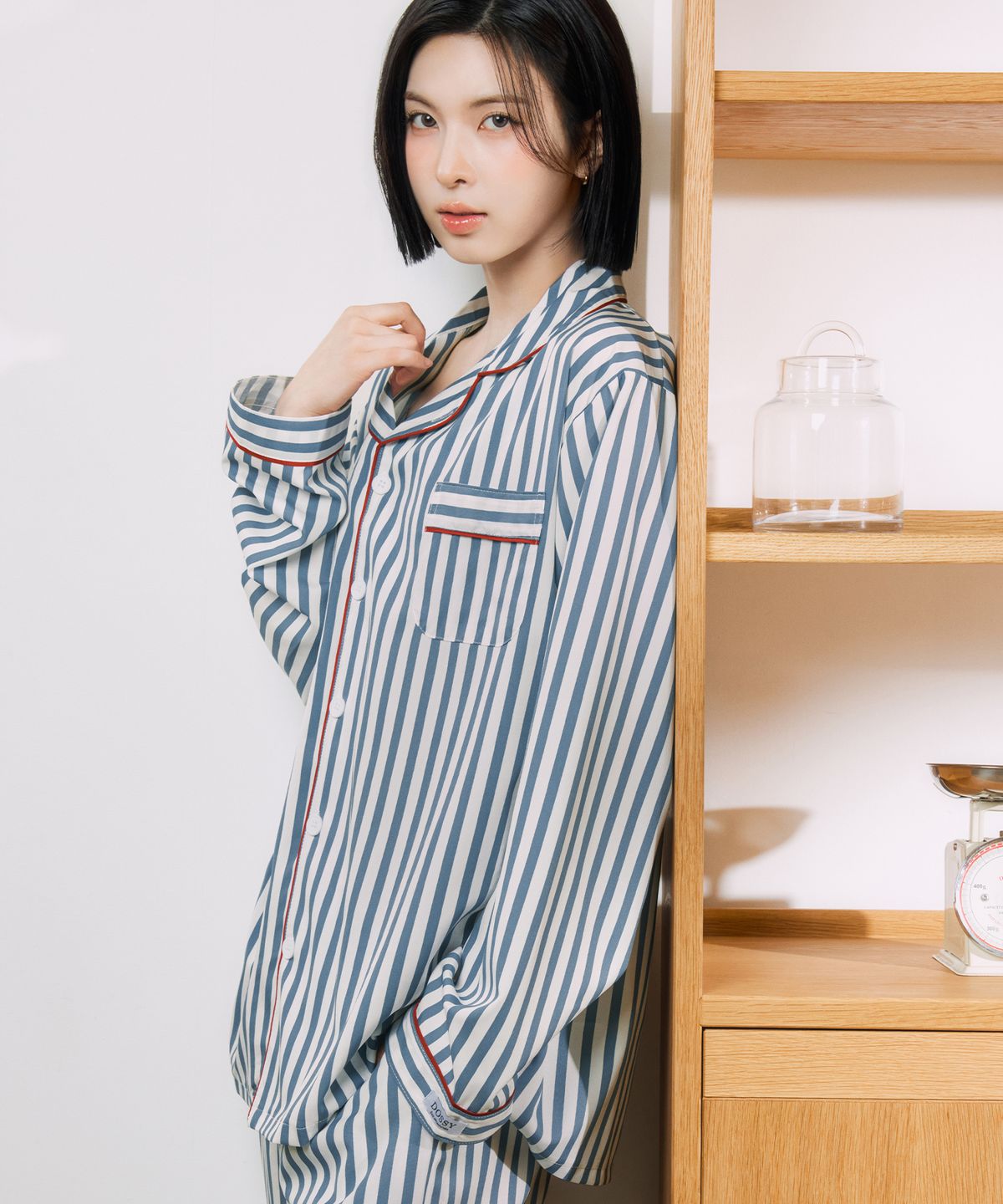 도씨(DOSSY) 실크핏 토브 긴팔 커플 잠옷 세트
