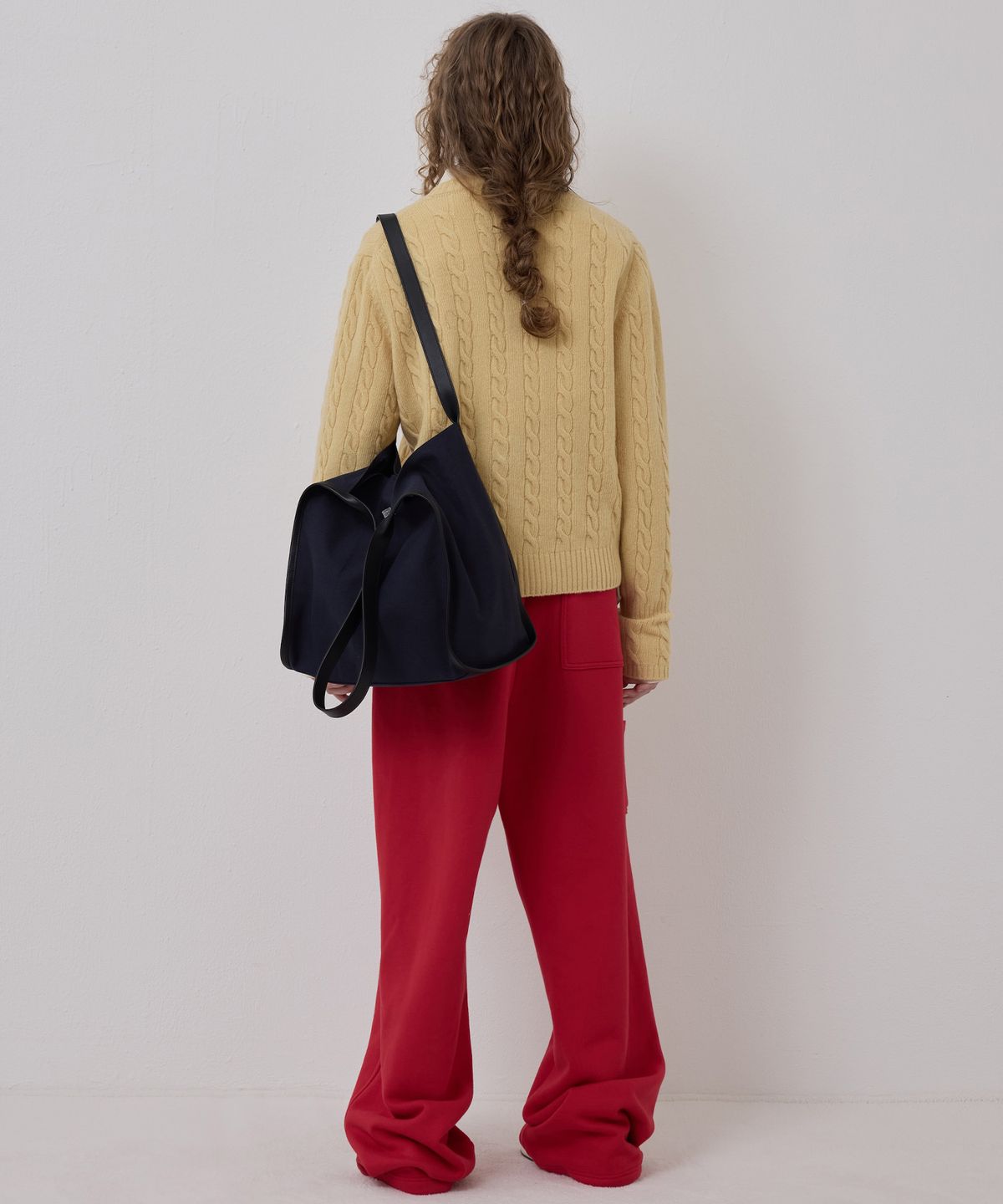 노앙(NOHANT) CORSET CUFF CABLE KNIT YELLOW