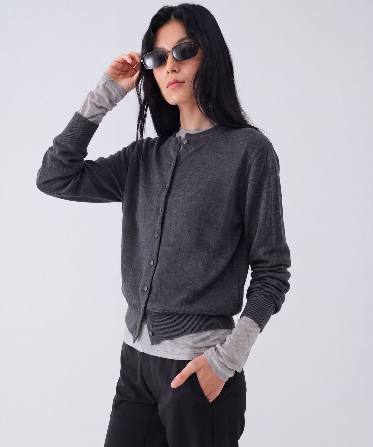 센토르(CENTAUR.KR) SOFT WOOL TENCEL ROUND CARDIGAN_CHARCOAL