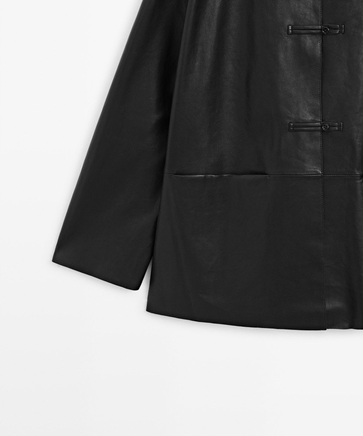 마시모두띠(MASSIMO DUTTI) 토글 디테일 가죽 재킷