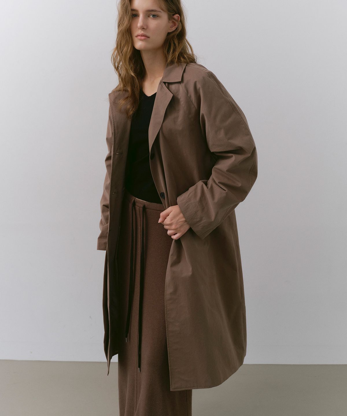 카셀(CACELE) PANEL FRONT TRENCH COAT, MOCHA