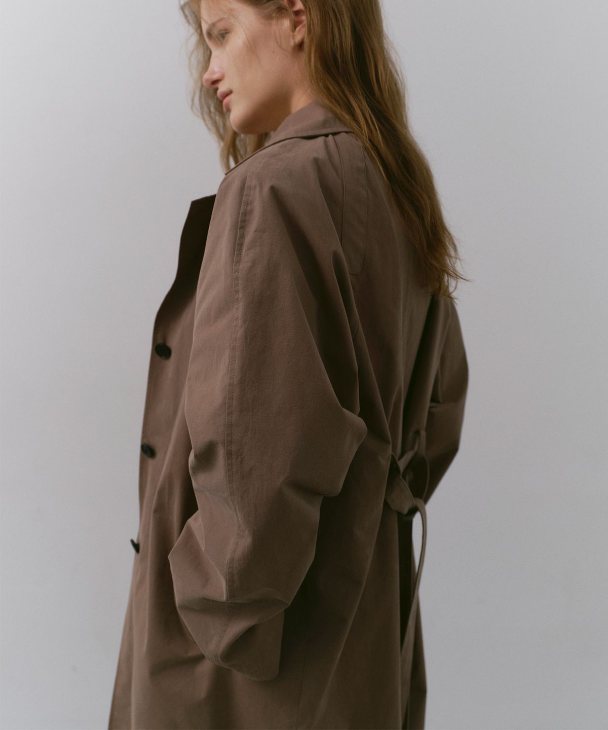 카셀(CACELE) PANEL FRONT TRENCH COAT, MOCHA