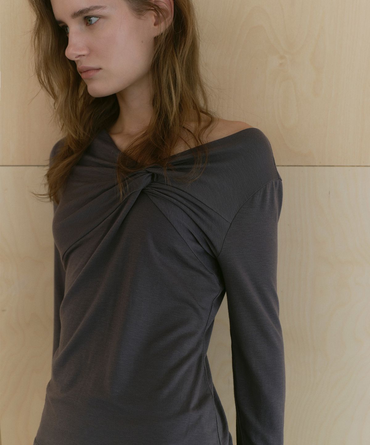카셀(CACELE) SOFT TWIST LONG SLEEVE T-SHIRT, CHARCOAL