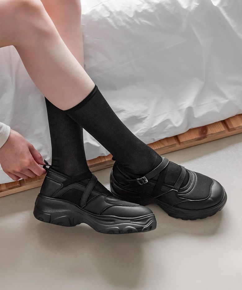 [+5cm] HI MOLLY MARYJANE (BLACK)