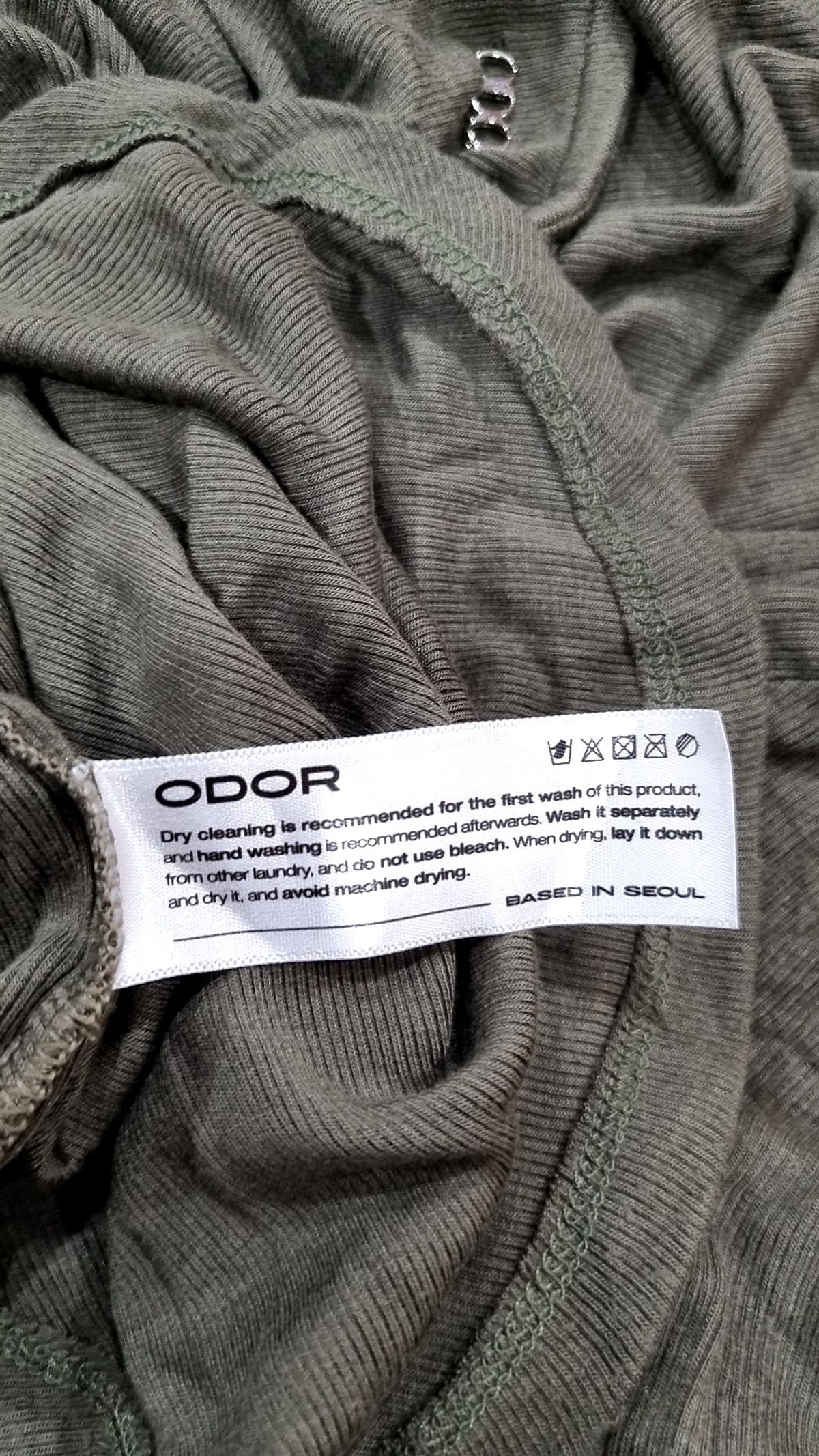 오도어(ODOR) 반소매 티셔츠 XS