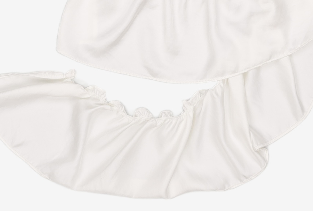 엘씨디씨티엠(LCDC™) SATIN FRILL SLEEVELESS TOP (WHITE) S