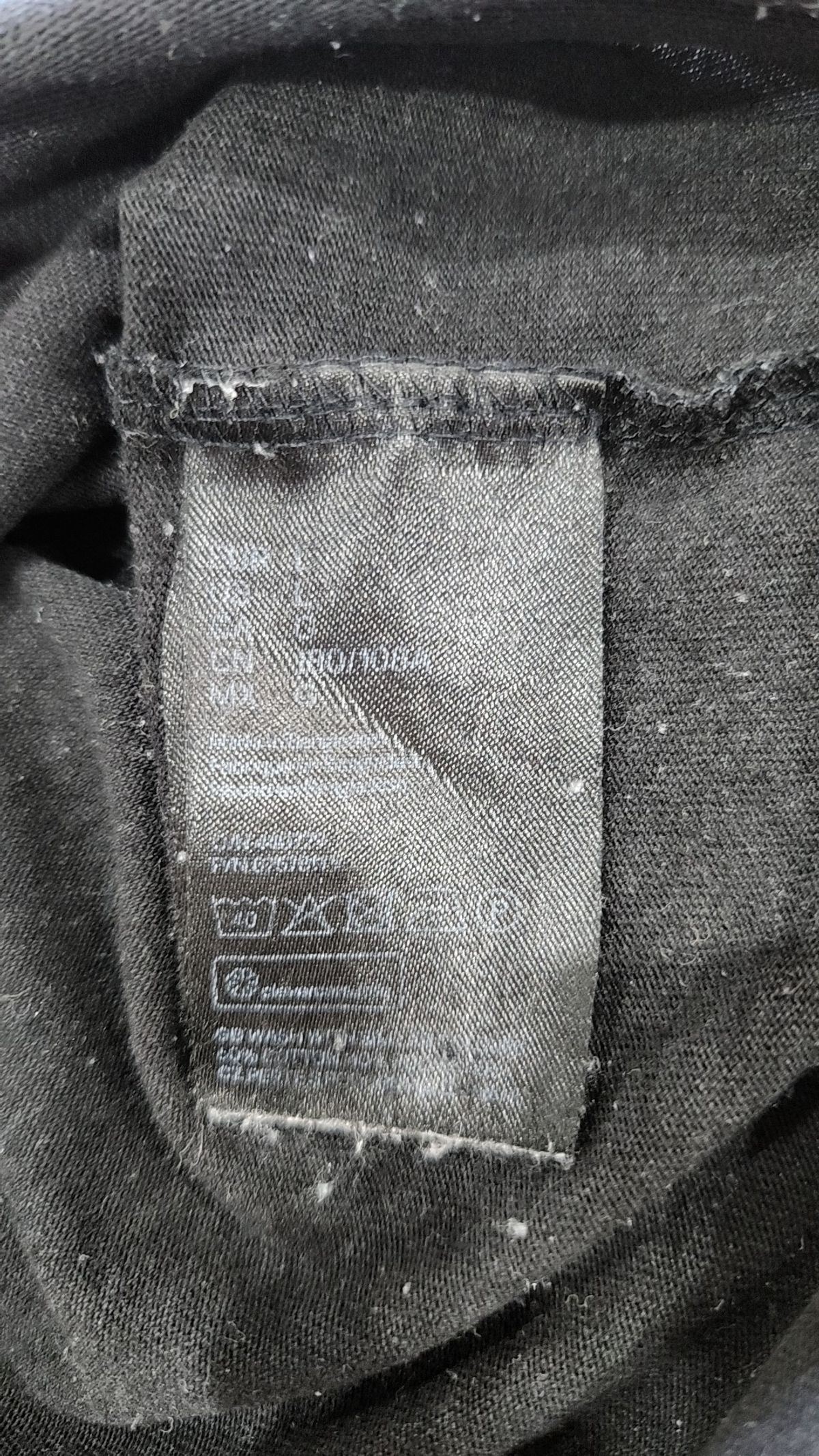 디바이디드에이치앤엠(DIVIDED H&M) 반소매 티셔츠 L
