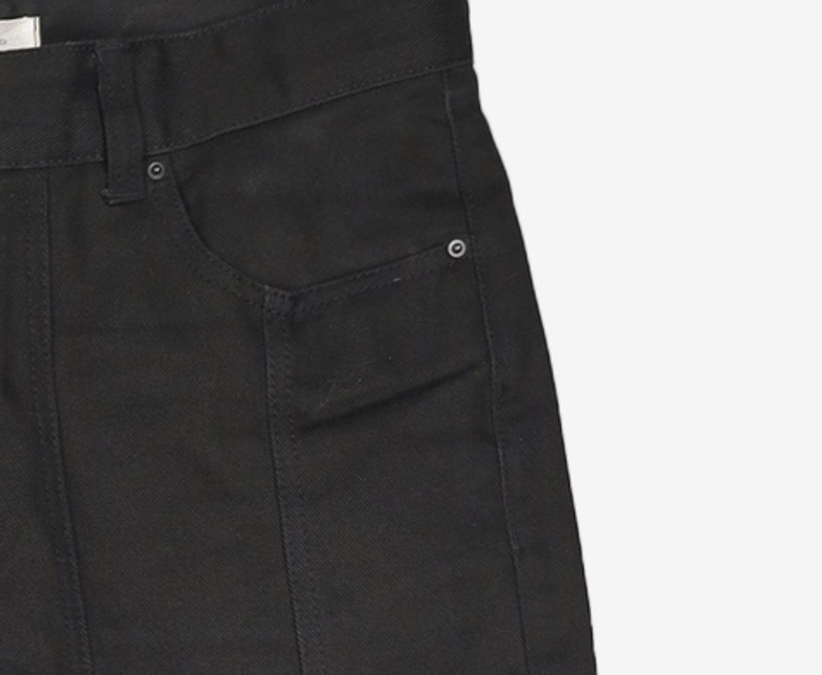 메종미네드(MAISON MINED) HEM BUTTON UTILITY CARGO PANTS BLACK 50