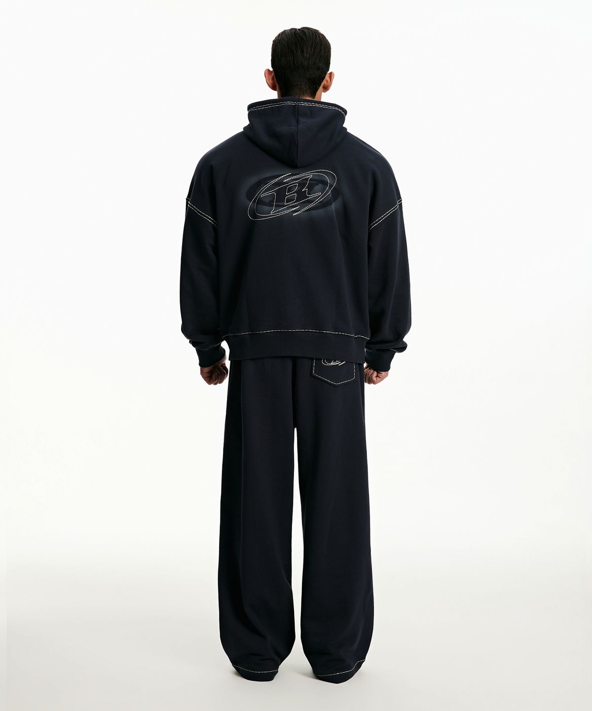 본투윈(BORN TO WIN) CHROME B BOLD LINE SWEAT PANTS [WASHED NAVY]