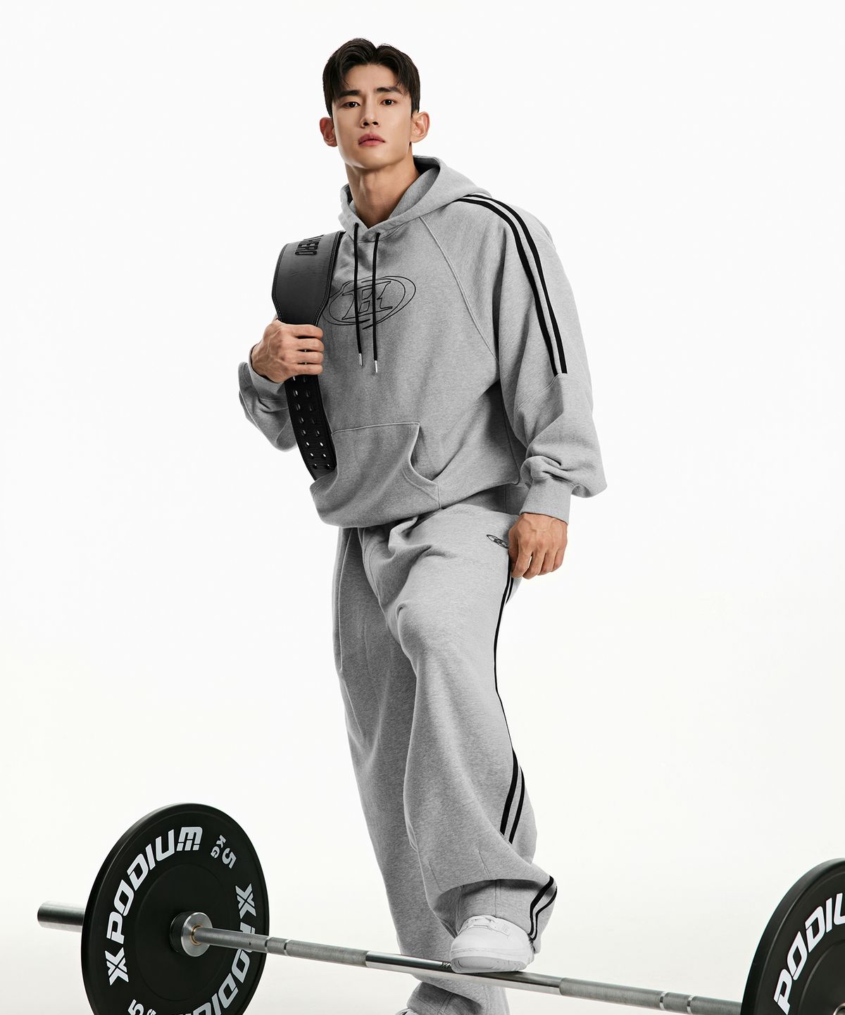 본투윈(BORN TO WIN) CHROME B TRACK LINE MAXI WIDE PANTS [MELANGE GREY]