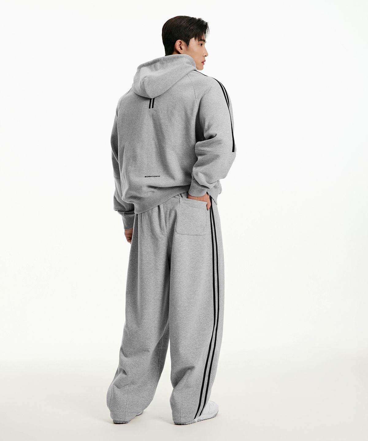 본투윈(BORN TO WIN) CHROME B TRACK LINE MAXI WIDE PANTS [MELANGE GREY]