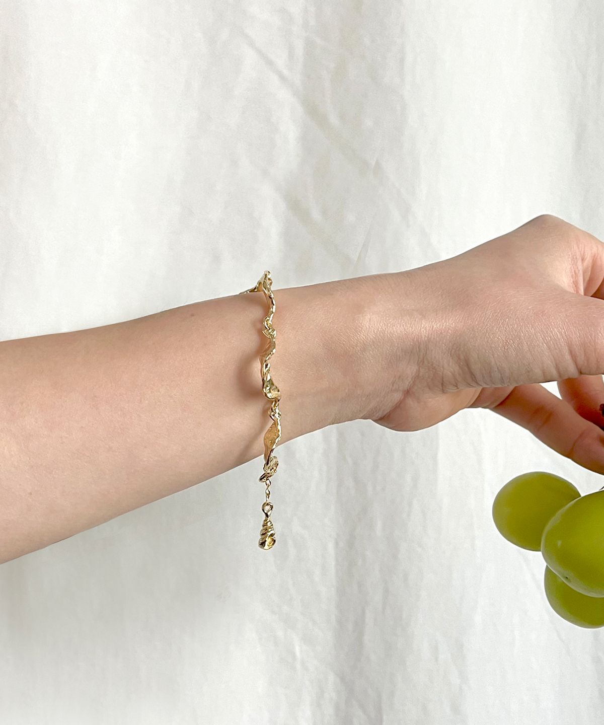 너울(NEOUL) Flow Bracelet