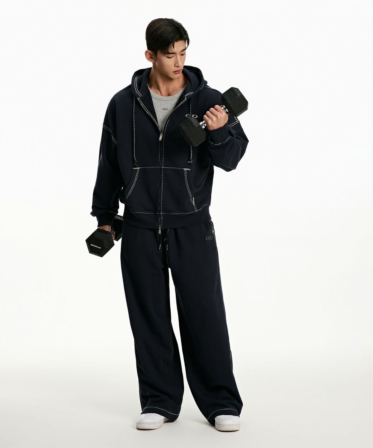 본투윈(BORN TO WIN) CHROME B BOLD LINE HOODIE ZIP-UP [WASHED NAVY]