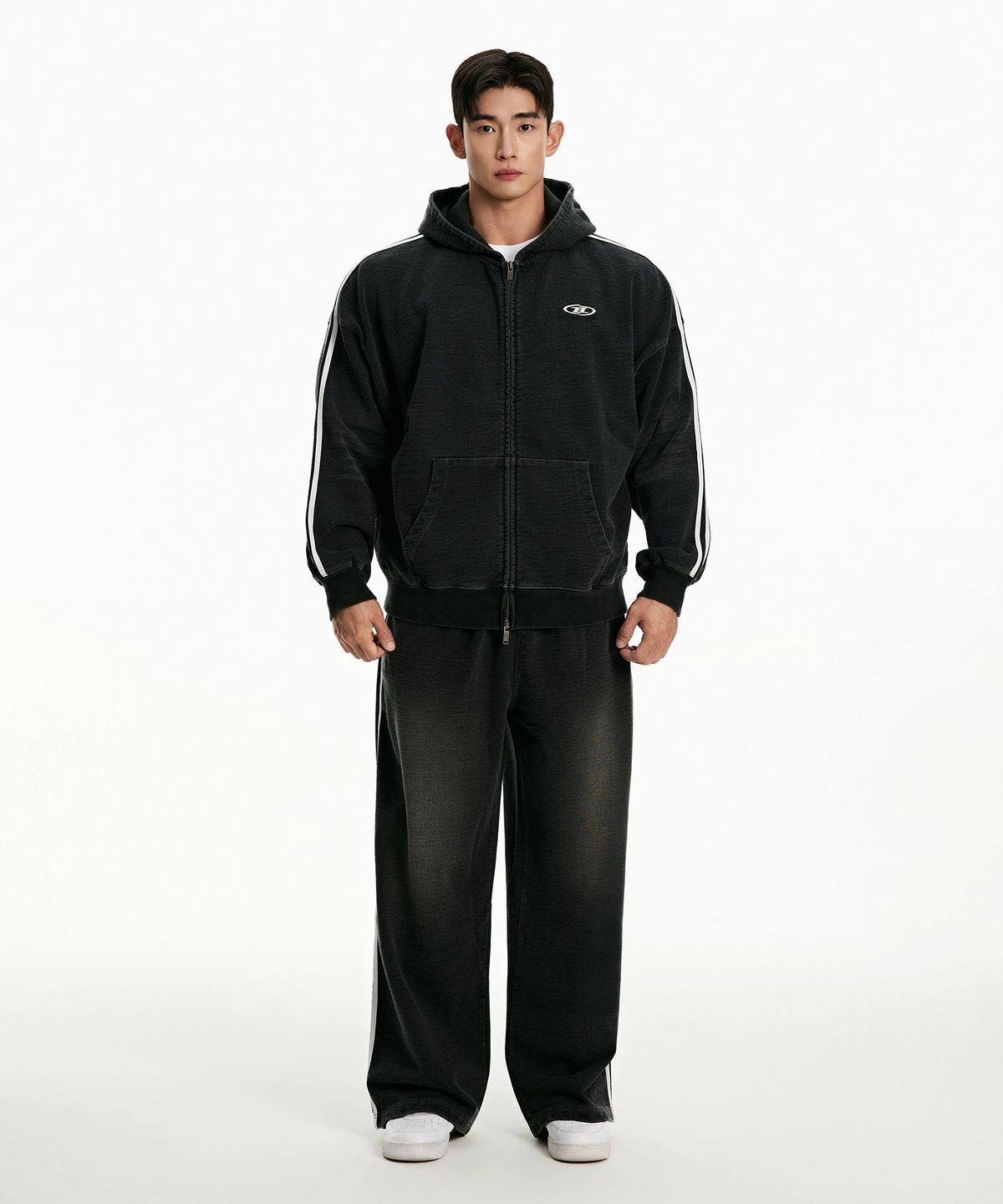 본투윈(BORN TO WIN) DENIM LIKE TRACK LINE HOODIE ZIP-UP [BLACK DENIM]