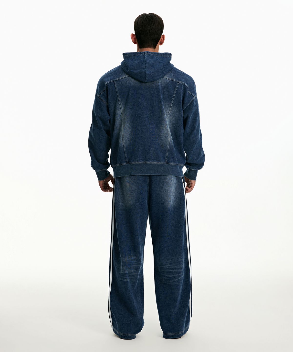 본투윈(BORN TO WIN) DENIM LIKE TRACK LINE HOODIE ZIP-UP [MID DENIM]