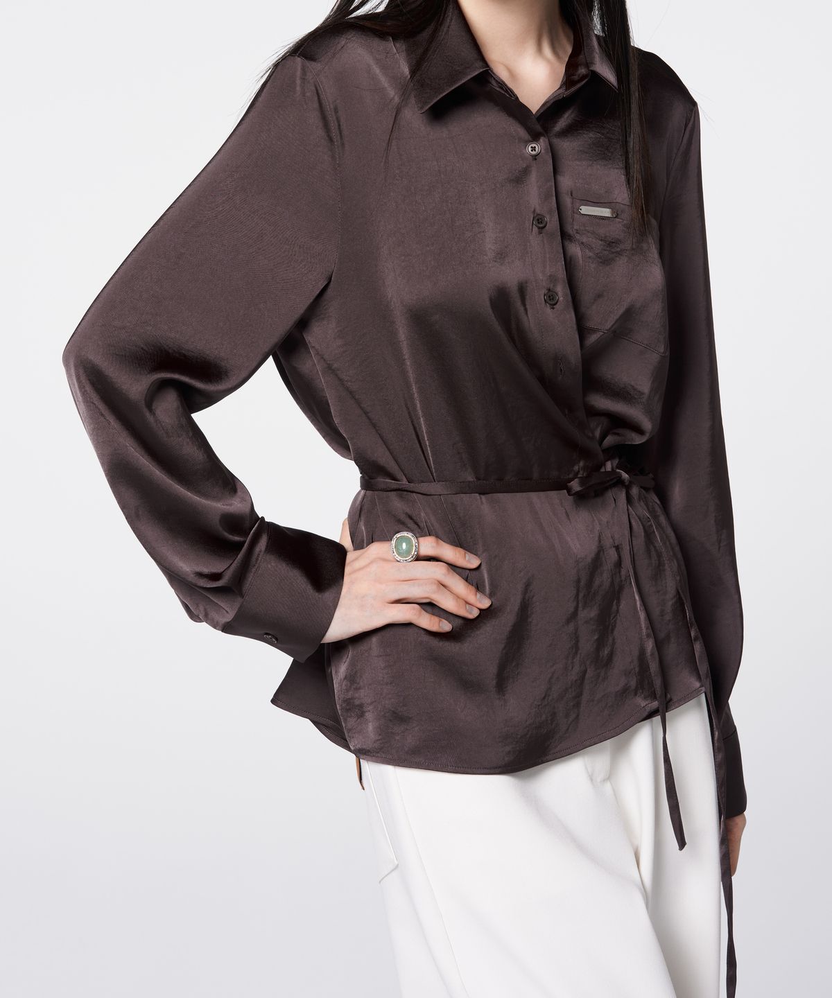 320쇼룸(320SHOWROOM) 2-Way Asymmetric Wrap Satin Shirt Brown