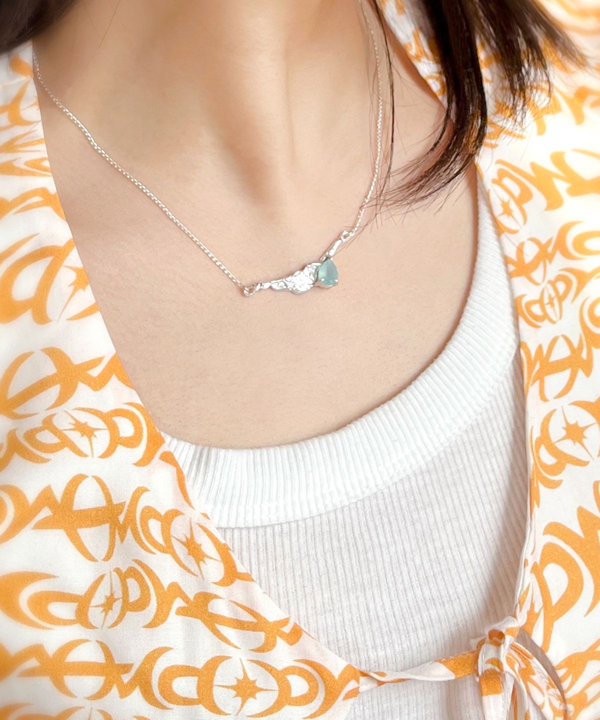 너울(NEOUL) Water Drop Necklace
