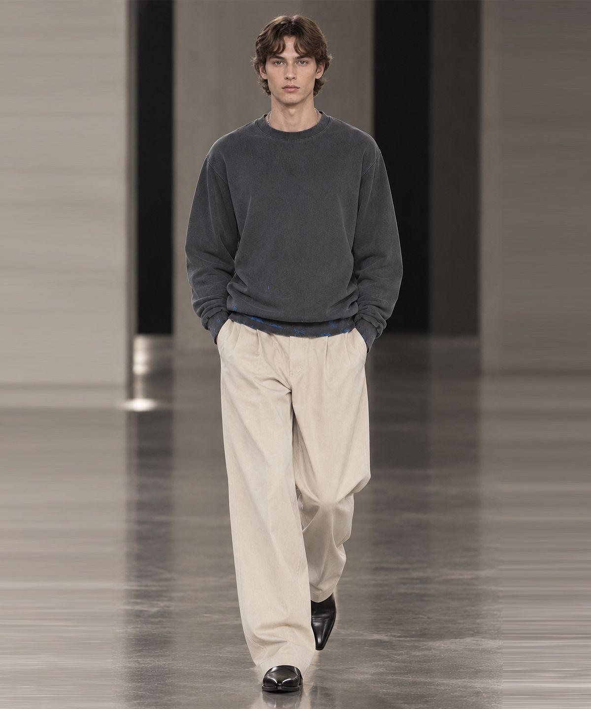 스트라이크(STRIKE) Atelier Washed Studded Sweatshirt (3 COLORS)