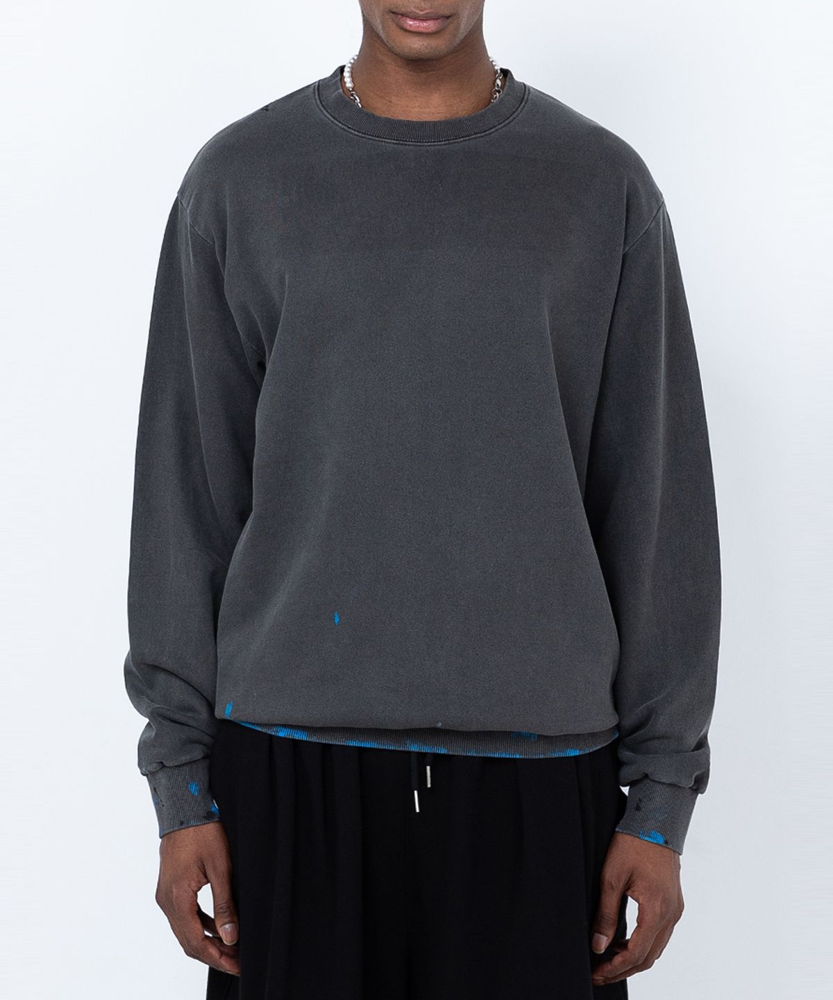 스트라이크(STRIKE) Atelier Washed Studded Sweatshirt (3 COLORS)