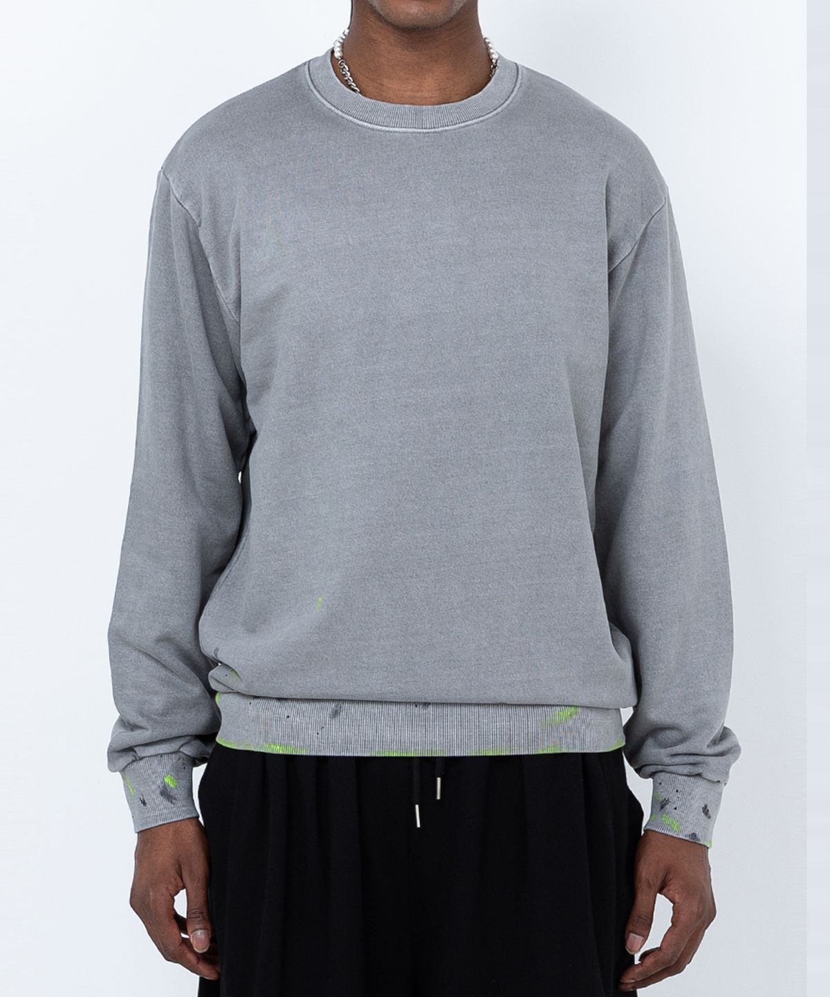스트라이크(STRIKE) Atelier Washed Studded Sweatshirt (3 COLORS)
