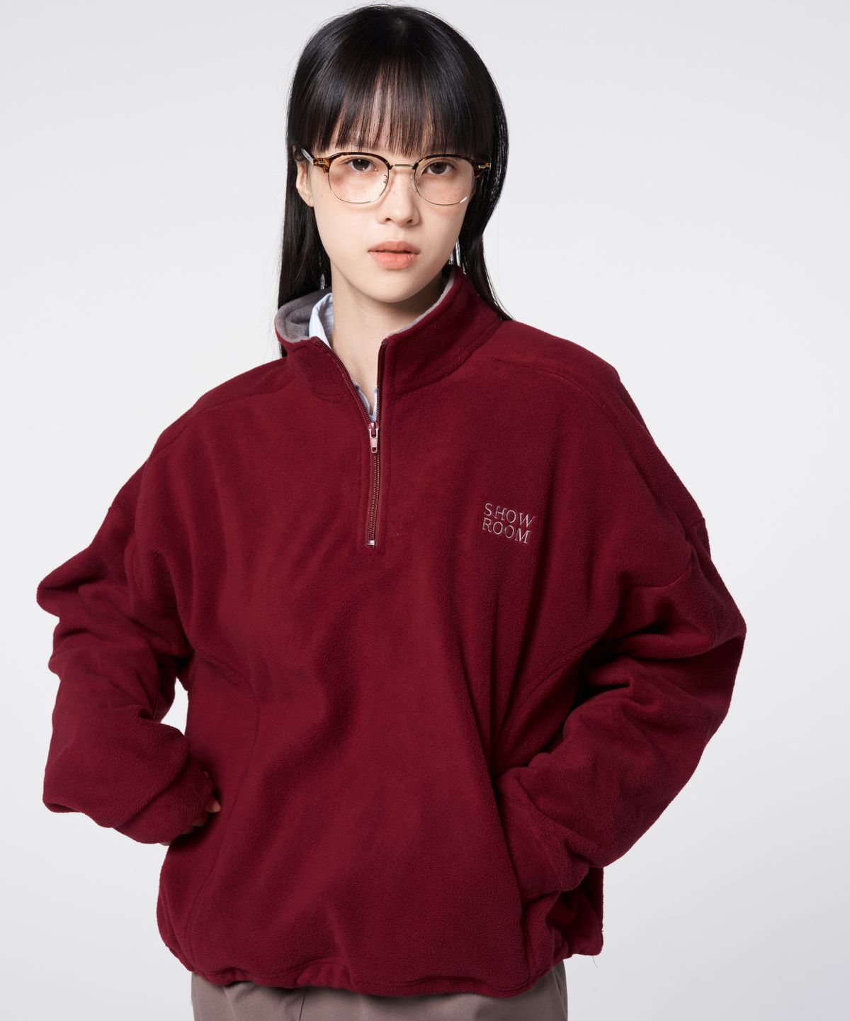 320쇼룸(320SHOWROOM) Two-Tone Fleece Half-Zip Pullover Red