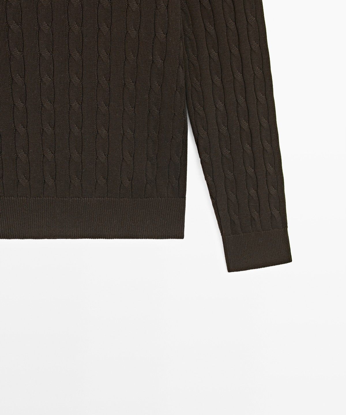 마시모두띠(MASSIMO DUTTI) 케이블 니트 라운드넥 스웨터